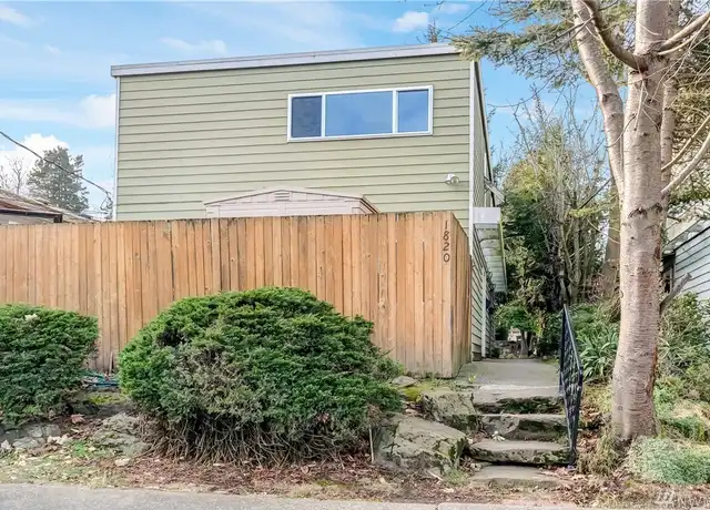 Property at 1820 6th Ave W Unit 2, Seattle, WA, 98119, 3 beds, 1.5 baths, [object Object]