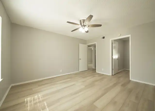 Property at 1717 N Locust St Unit 5, Denton, TX, 76201, 2 beds, 1 bath, [object Object]