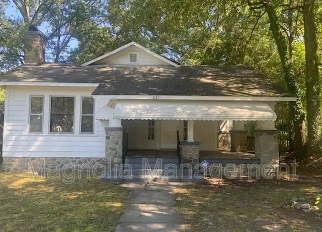 Property at 621 E Montgomery St, Henderson, NC, 27536, 3 beds, 1 bath, [object Object]