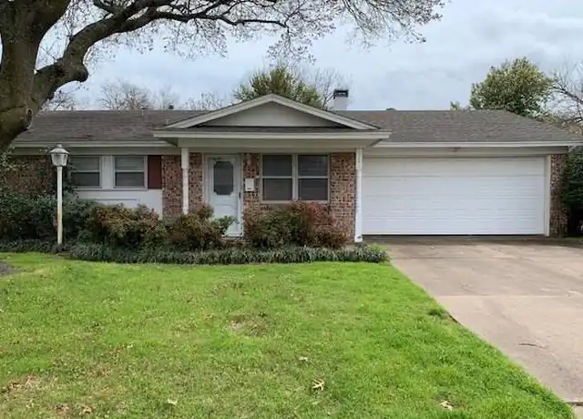Property at 321 Lena Ln, Burleson, TX, 76028, 3 beds, 1.5 baths, [object Object]