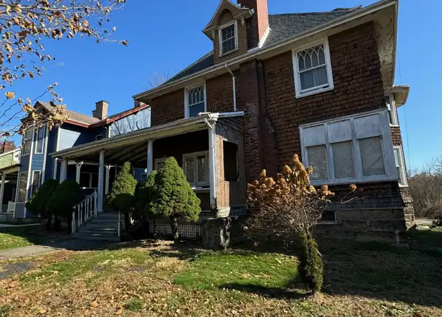 Property at 160 S Wade Ave, Washington, PA, 15301, 1 bed, 1 bath, [object Object]