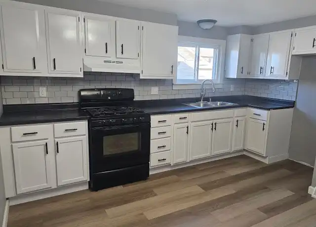 Property at 2831 10th St S Unit 2831, Wisconsin Rapids, WI, 54494, 2 beds, 1 bath, [object Object]