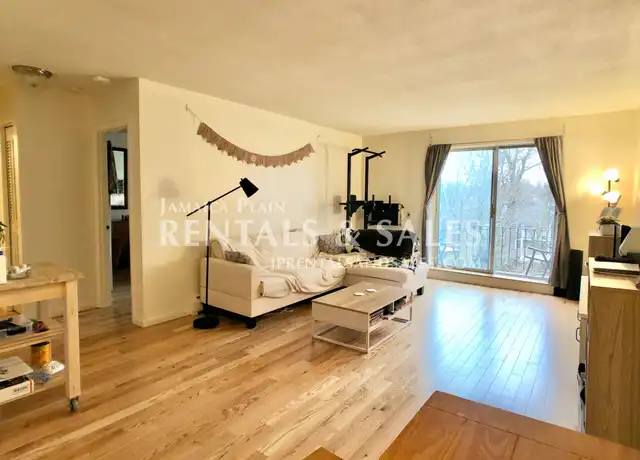 Property at 804 Centre St #206, Jamaica Plain, MA, 02130, 1 bed, 1 bath, [object Object]