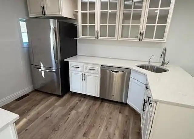 Property at 75 Creek Rd, Keansburg, NJ, 07734, 2 beds, 1 bath, [object Object]