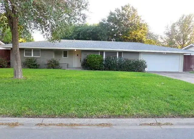 Property at 1213 Kerria Ave, McAllen, TX, 78501, 3 beds, 2 baths, [object Object]