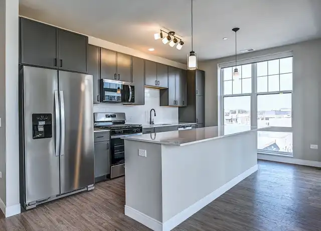 Property at Glenwood Station - 464 Glenwood Ave, Glen Ellyn, IL, 60137, 1-2 bed, 1-2 bath, [object Object]