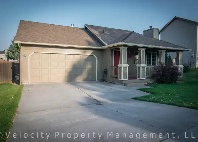 Property at 61360 Elkhorn St, Bend, OR, 97702, 3 beds, 2 baths, [object Object]