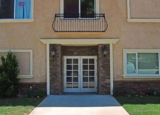 Property at 17330 Chatsworth St, Granada Hills, CA, 91344, 2 beds, 2 baths, [object Object]