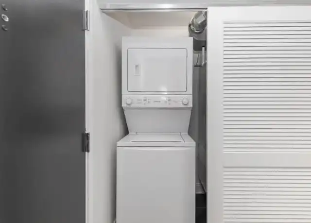 Property at 1879 N Milwaukee Ave, Chicago, IL, 60647, 1 bed, 1 bath, [object Object]