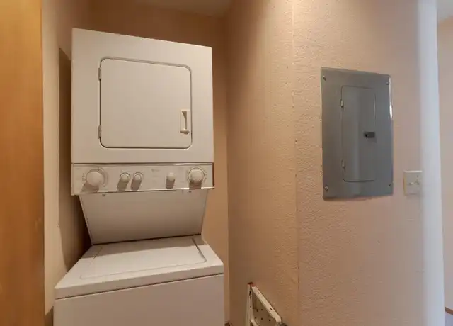 Property at 3593 S Bascom Ave, Campbell, CA, 95008, 1 bed, 1 bath, [object Object]