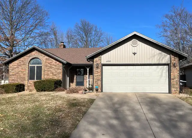 Property at 1543 W Whiteside St, Springfield, MO, 65807, 3 beds, 2 baths, [object Object]