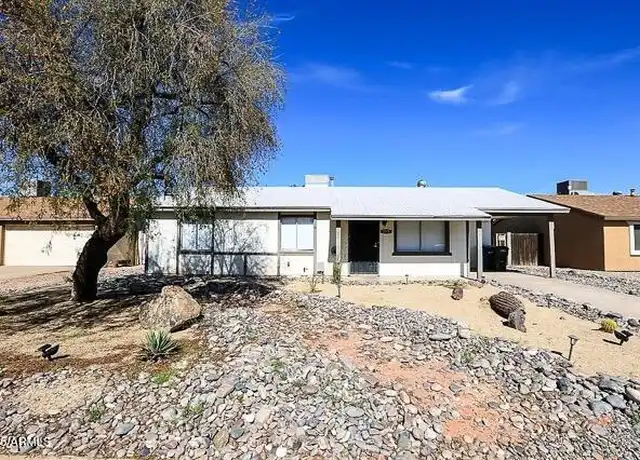 Property at 3776 E Surrey Ave, Phoenix, AZ, 85032, 3 beds, 2 baths, [object Object]