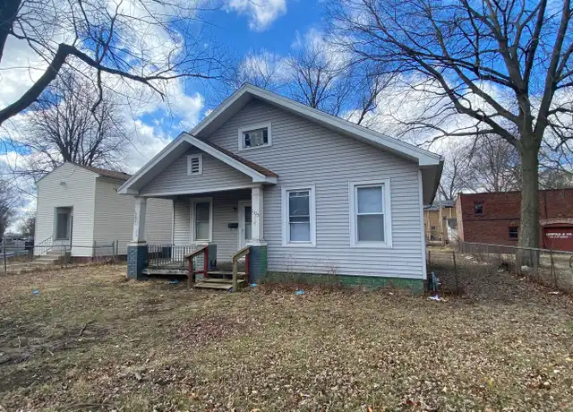 Property at 1105 N 5th St, Springfield, IL, 62702, 2 beds, 1 bath, [object Object]