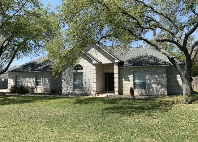 Property at 380 Las Brisas Blvd, Seguin, TX, 78155, 3 beds, 2 baths, [object Object]