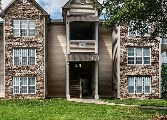 Photo of 50 Brookford Place Ct, Winston-Salem, NC 27104