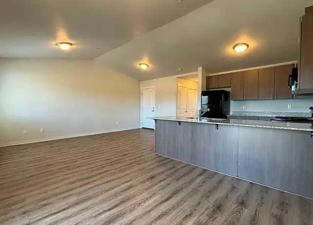 Property at Cedar Ridge Apartments - 2400 12th St, Lebanon, OR, 97355, 1-2 bed, 1-2 bath, [object Object]