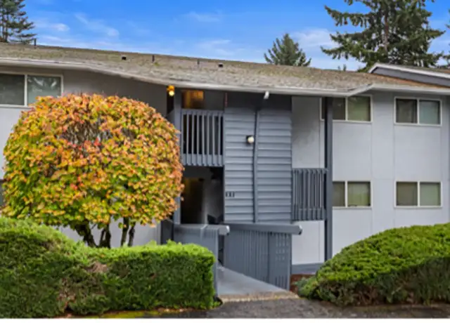 Photo of 7924 236th St SW, Edmonds, WA 98026