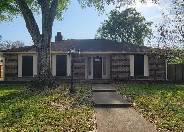 Property at 16022 Blackhawk Blvd, Friendswood, TX, 77546, 3 beds, 2 baths, [object Object]