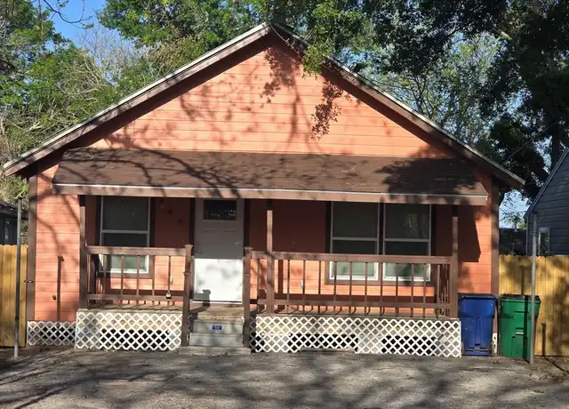 Property at 846 S Morgan St, Angleton, TX, 77515, 2 beds, 1 bath, [object Object]