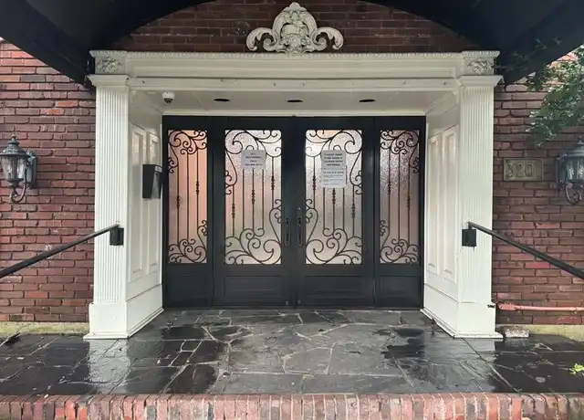 Property at 3201 Saint Charles Ave #330, New Orleans, LA, 70115, 1 bed, 1 bath, [object Object]