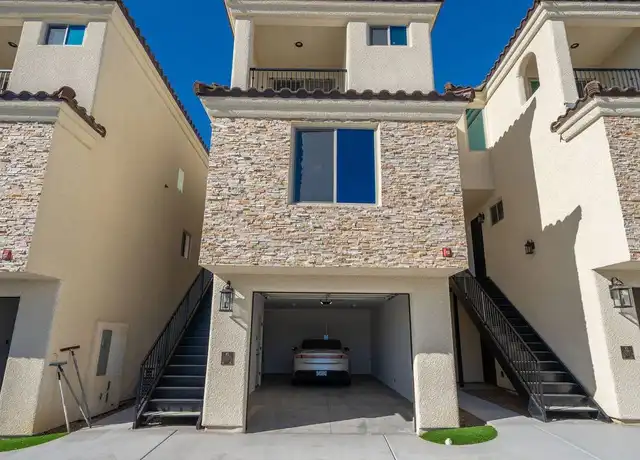 Property at 2042 Swanson Ave, Lake Havasu City, AZ, 86403, 1 bed, 2 baths, [object Object]