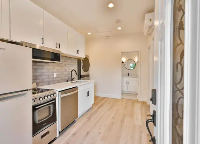 Property at 5366 E Falls View Dr, San Diego, CA, 92115, 2 beds, 1 bath, [object Object]