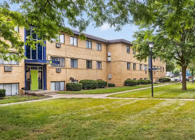 Property at Greenway Apartments (Indy Town) - 5350 E 21st St, Indianapolis, IN, 46218, 2 beds, 1 bath, [object Object]