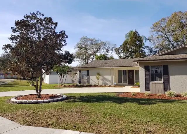 Property at 14006 Cherry Lake Dr, Tampa, FL, 33618, 3 beds, 2 baths, [object Object]