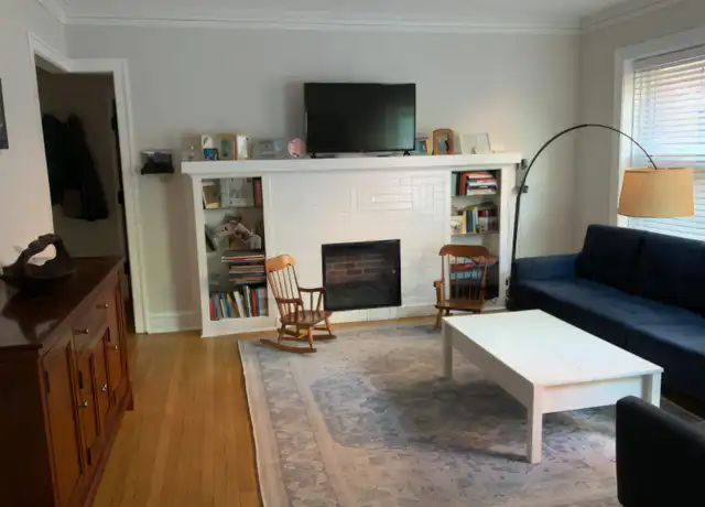 Property at 520 Sheridan Rd Unit 1A, Evanston, IL, 60202, 2 beds, 1 bath, [object Object]
