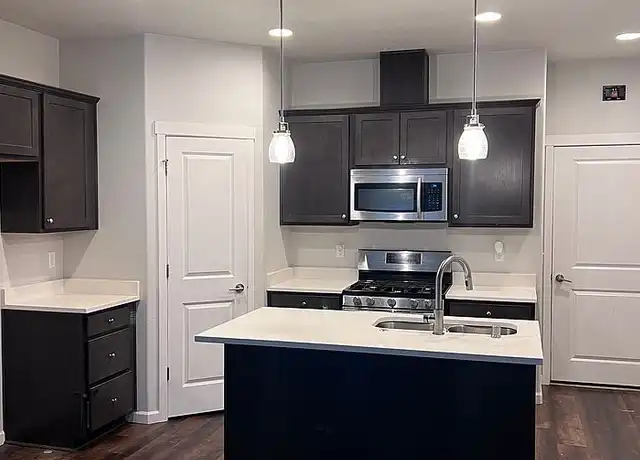 Property at 11326 NE 25th St, Vancouver, WA, 98684, 3 beds, 2 baths, [object Object]