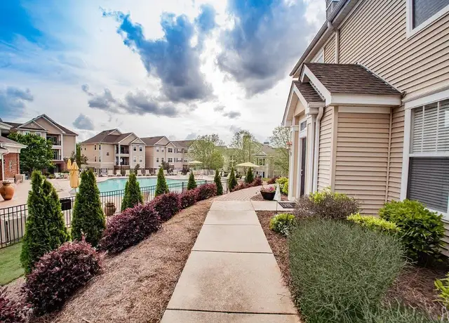 Photo of 100 Garden District Dr, Simpsonville, SC 29681