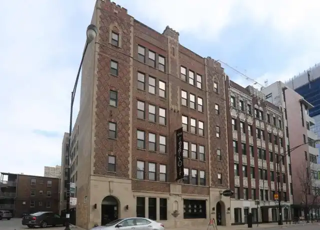 Property at 846 W Montrose Ave, Chicago, IL, 60613, 0 beds, 1 bath, [object Object]