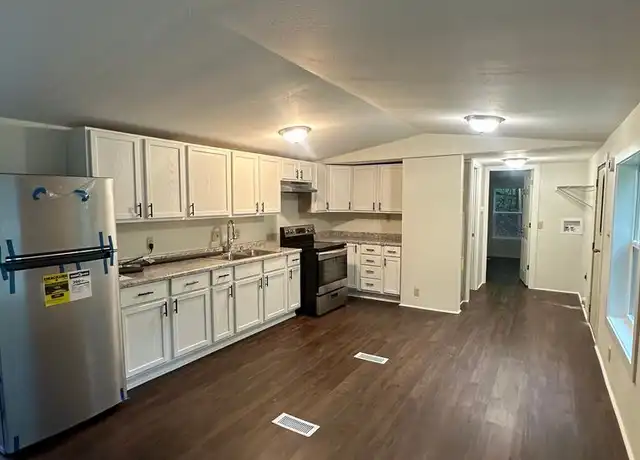 Property at 627 S Conlin Ct Unit 7-622, Hancock, WI, 54943, 2 beds, 1 bath, [object Object]