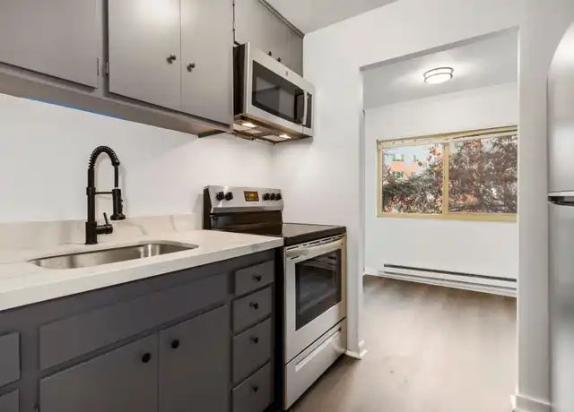 Property at The Willis Apartments - 1331 Terry Ave, Seattle, WA, 98101, 1 bed, 1 bath, [object Object]