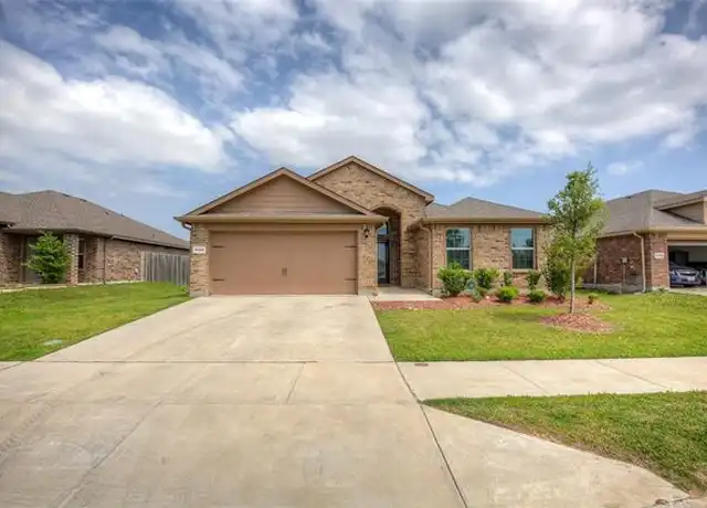 Property at 9304 Fox Hill Dr, Fort Worth, TX, 76131, 4 beds, 2 baths, [object Object]