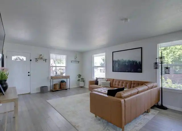 Property at 632 N Stockton Ave, Ripon, CA, 95366, 3 beds, 1.5 baths, [object Object]