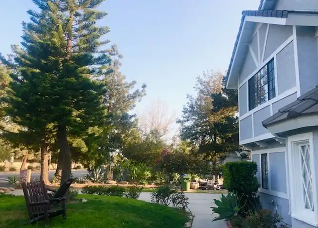Property at 10947 Canoga Ave, Chatsworth, CA, 91311, 4 beds, 3 baths, [object Object]