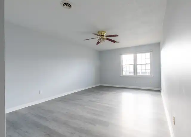 Property at 1740 Bonham Rd Unit 1740-201, Bristol, VA, 24202, 2 beds, 1 bath, [object Object]