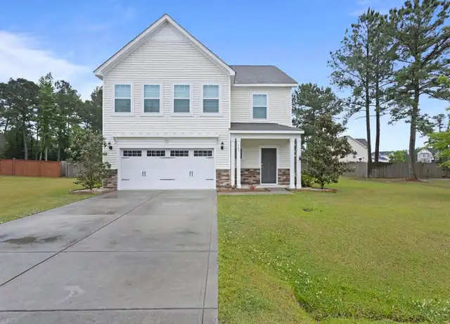 Property at 305 Vilas Way S, Jacksonville, NC, 28546, 3 beds, 2.5 baths, [object Object]
