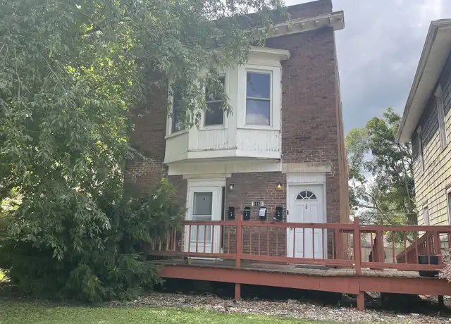 Property at 1112 N Gilbert St Unit B, Danville, IL, 61832, 1 bed, 1 bath, [object Object]