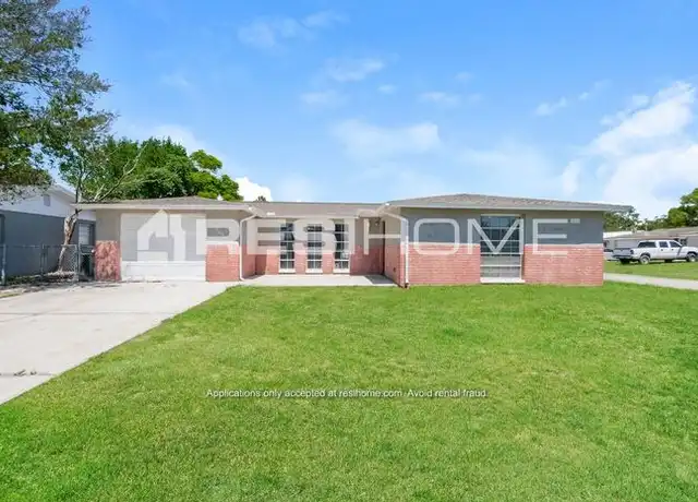 Property at 10820 Oakdale Ave, Port Richey, FL, 34668, 2 beds, 2 baths, [object Object]