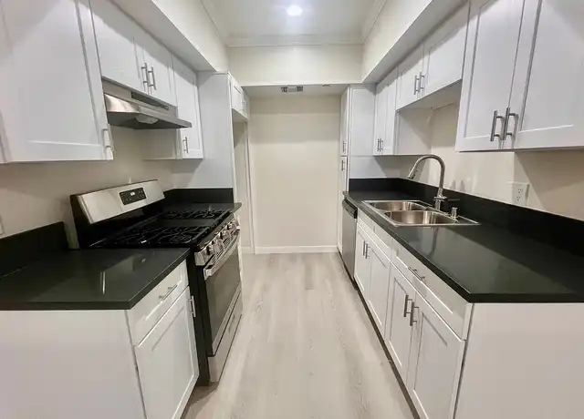 Property at Tarzana Terrace Apartments - 5665 Reseda Blvd, Tarzana, CA, 91356, 1-3 bed, 1-2 bath, [object Object]