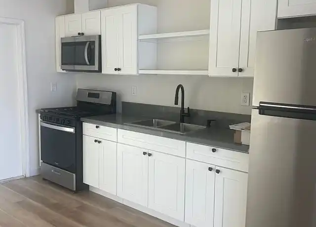 Property at 10Vista - 354 S Vista Ave, San Ysidro, CA, 92173, 2 beds, 1 bath, [object Object]