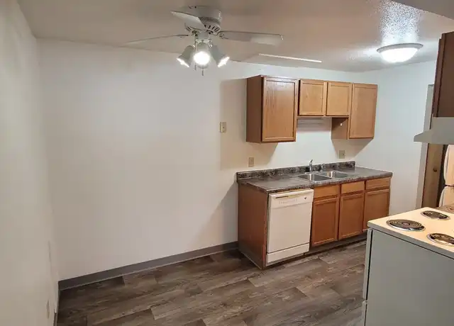 Property at 3435 S 10th St Unit 07, Grand Forks, ND, 58201, 2 beds, 1 bath, [object Object]