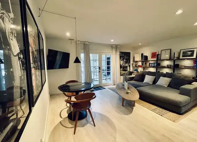Property at 180 McKnight Dr #7, Laguna Beach, CA, 92651, 1 bed, 1 bath, [object Object]