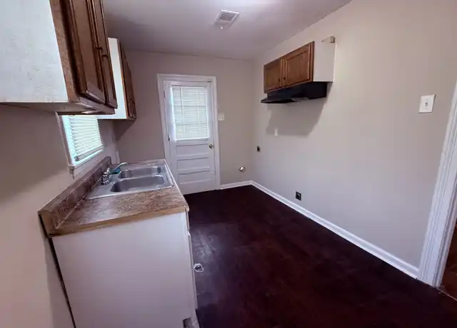 Property at 3530 Venable Rd, Memphis, TN, 38118, 2 beds, 1 bath, [object Object]