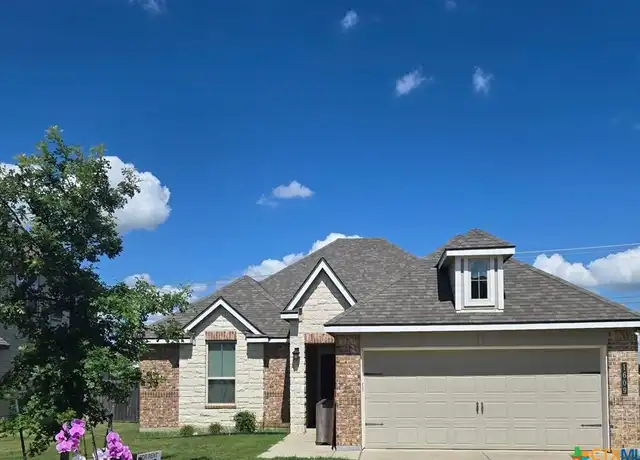 Property at 1609 Hillside Dr, Temple, TX, 76502, 4 beds, 2 baths, [object Object]