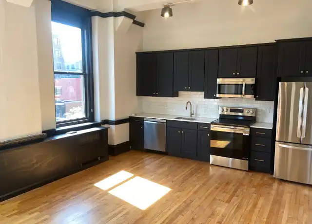 Property at 400 Northampton St Unit 301, Easton, PA, 18042, 2 beds, 1 bath, [object Object]