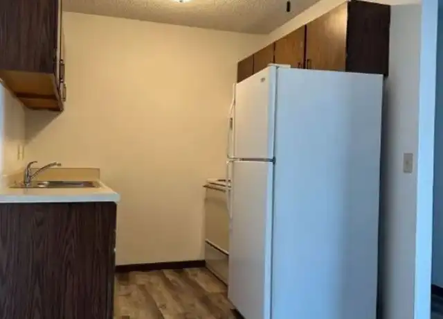 Property at 636 Monroe St Unit 2, Anoka, MN, 55303, 2 beds, 1 bath, [object Object]