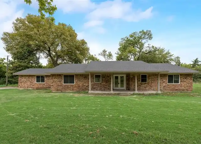 Property at 1230 W Bear Creek Rd, Glenn Heights, TX, 75154, 3 beds, 2 baths, [object Object]
